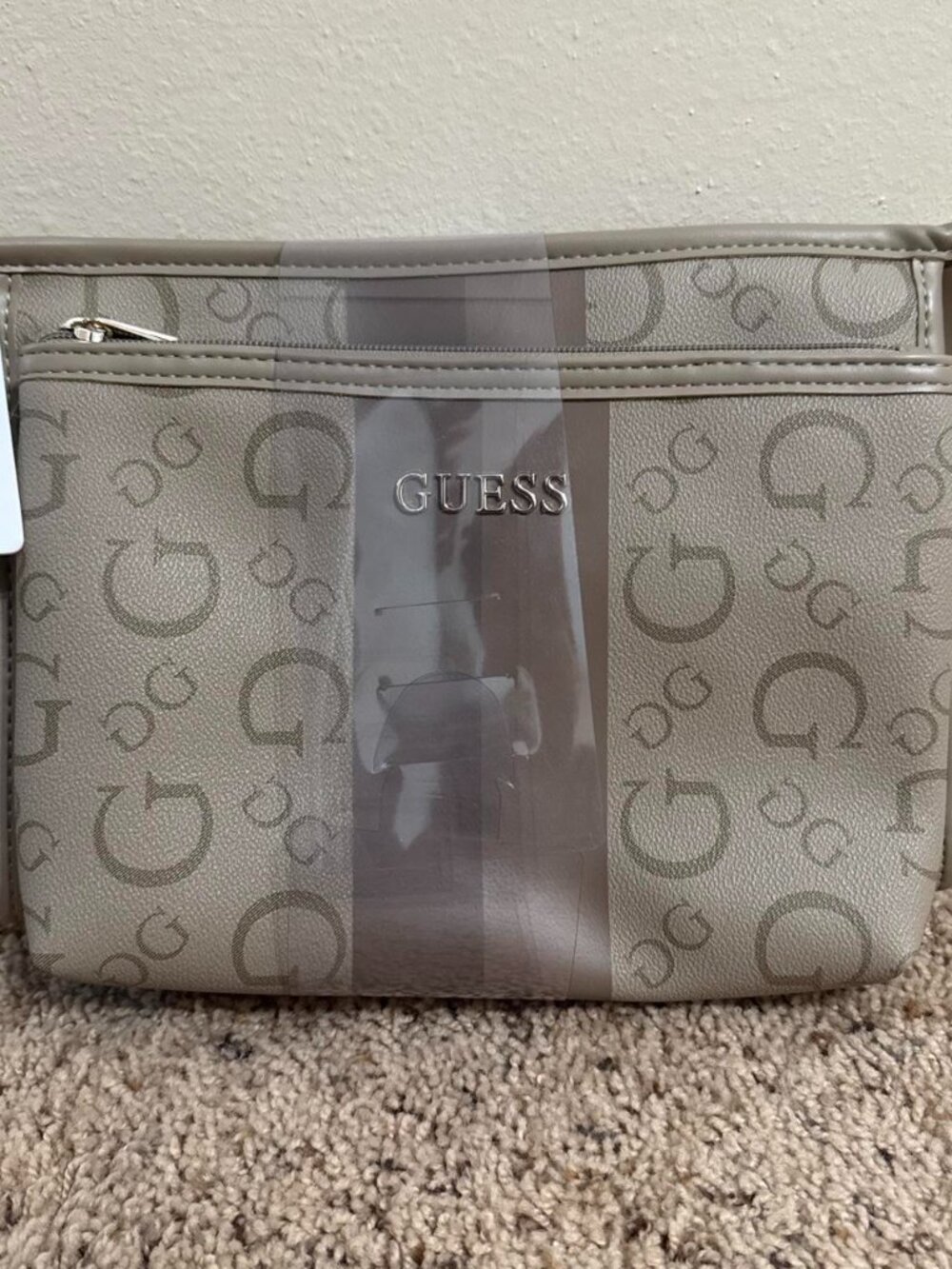 Guess brown and tan set of 2 travel cosmetic bags with tags still attached